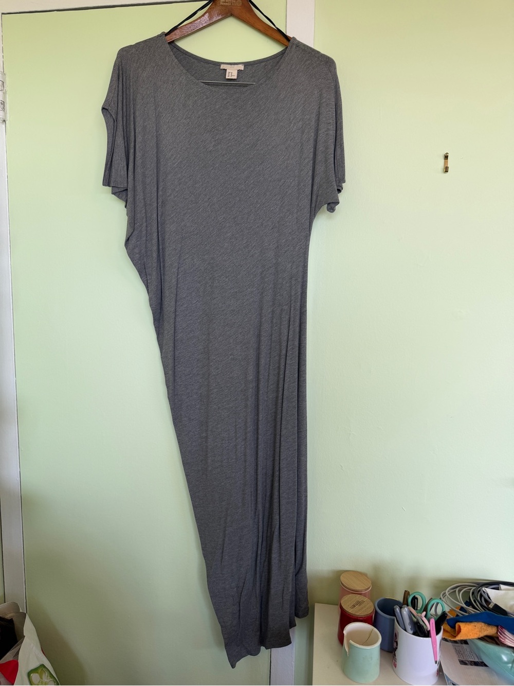 H&M Asymmetrical Everyday Short-Sleeve Gray Dress - blousy top fitted bottom
